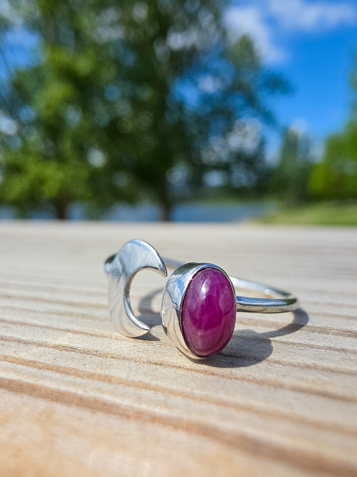 ANILLO DE RUBÍ EN PLATA | AJUSTABLE