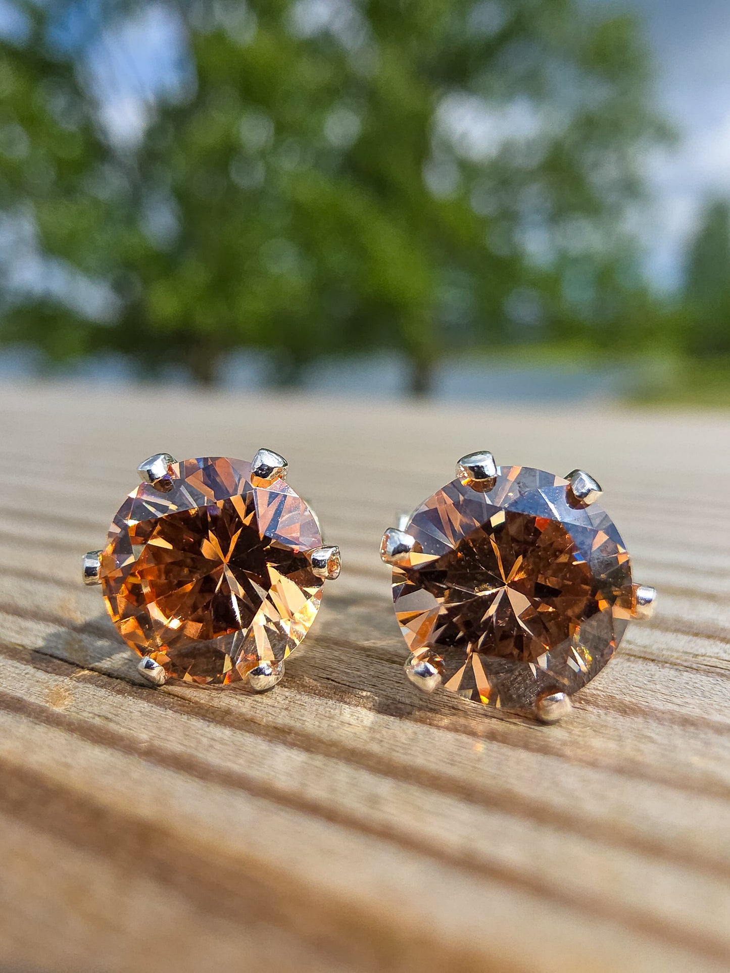 PENDIENTE DE CIRCONITA SWAROVSKI EN PLATA | 8MM | VARIOS COLORES