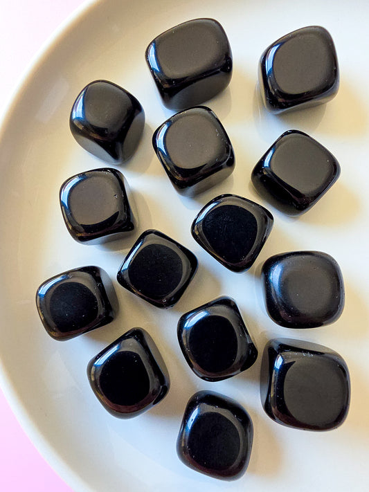 RODADO DE OBSIDIANA NEGRA