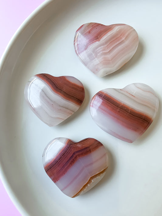 CORAZÓN DE ÓNIX BANDEADO ROSA
