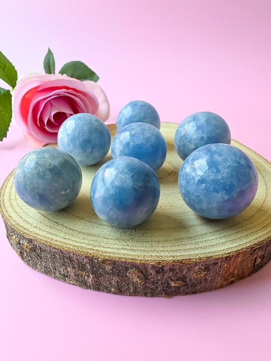 ESFERA DE CALCITA AZUL