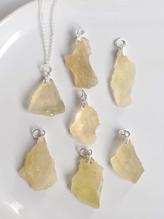 COLGANTE DE CRISTAL DE LIBIA EN PLATA